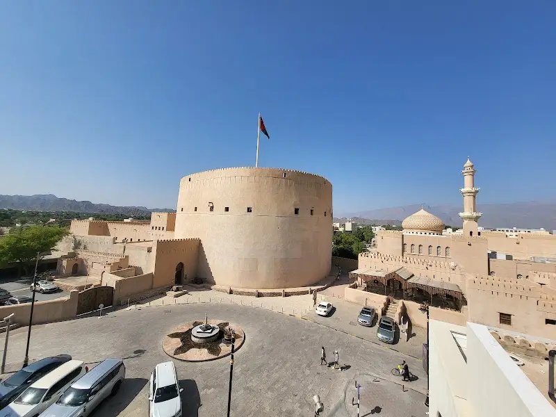 قلعة نزوى