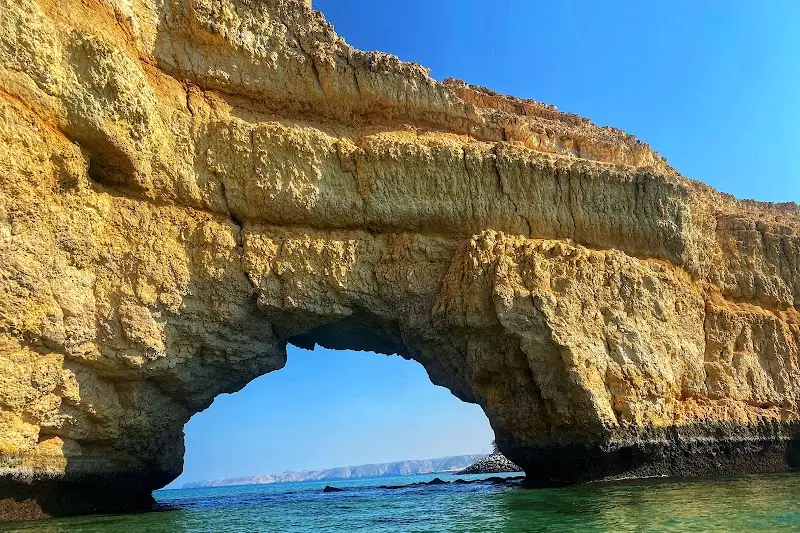 شاطئ بندر الجصة