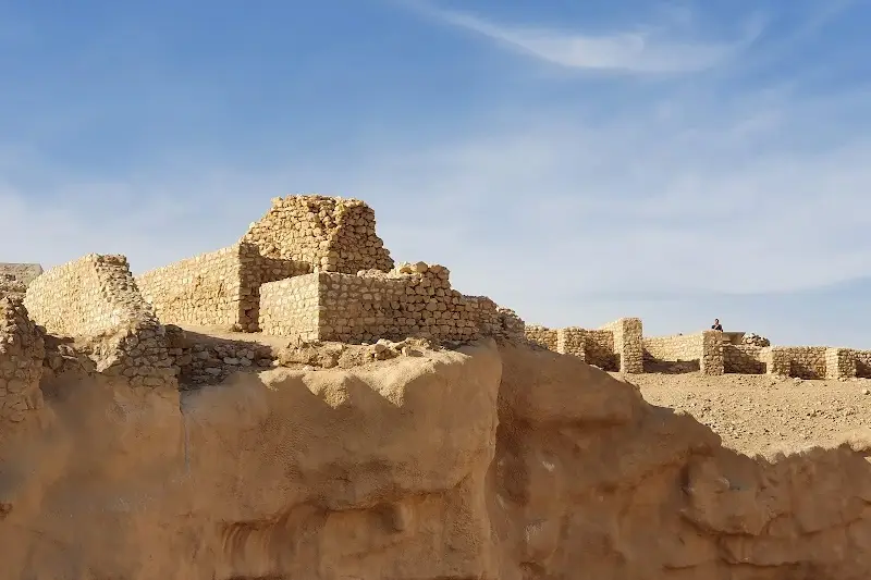 موقع شصر الأثري