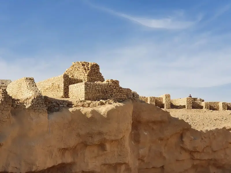 موقع شصر الأثري